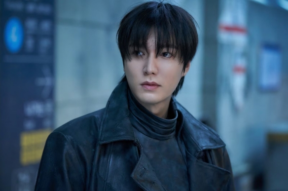 异物视频在线播放 甚至搜寻这些“异物视频”海报