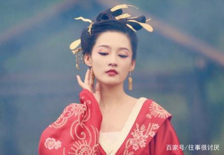 捷克街头中字 黄昏的中字光线再次变得柔和海报